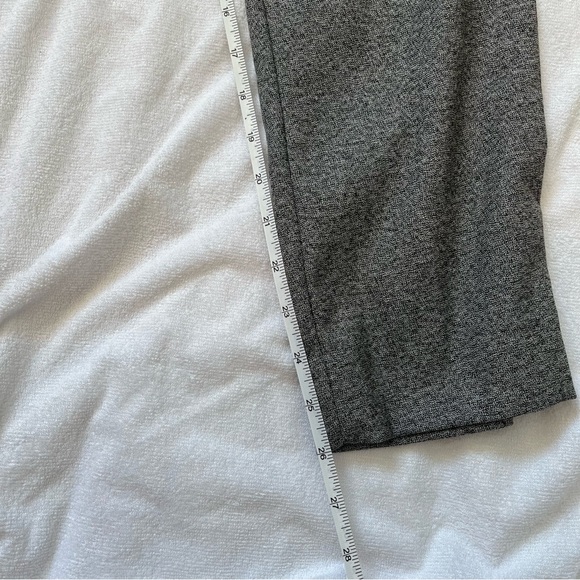 Banana Republic Avery Grey Dress Pants. Size 0 - Picture 8 of 8